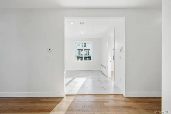 466 W Central AVE #212, Monsey, NY 10977