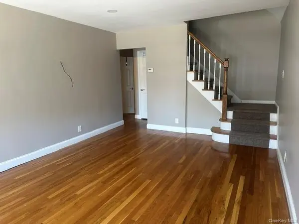 28-52 215th PL, Bayside, NY 11360