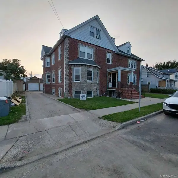 19 Madison AVE #3, Franklin Square, NY 11010