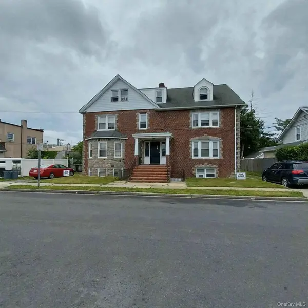 19 Madison AVE #3, Franklin Square, NY 11010