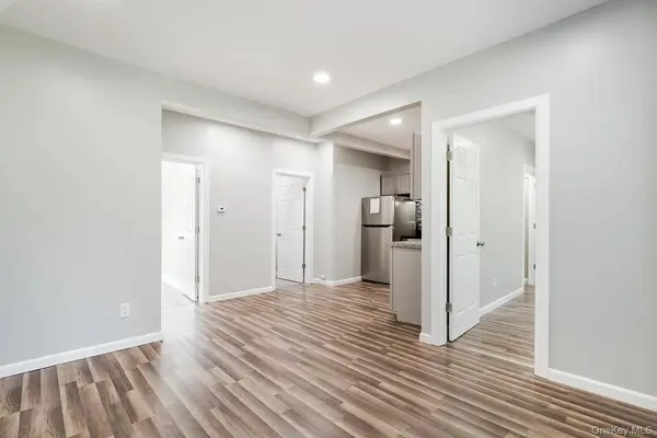 42 Haab AVE, Babylon, NY 11702