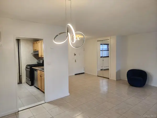 61-15 98th ST #5E, Rego Park, NY 11374