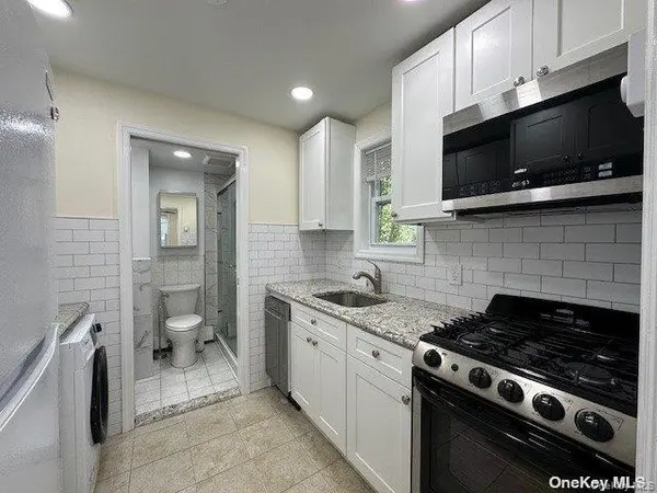 140 Wall ST #10, Huntington, NY 11743