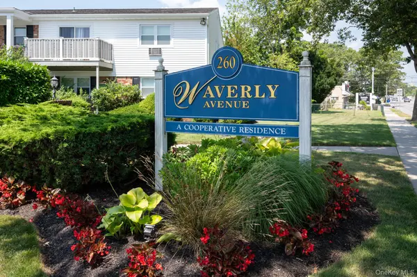 260 Waverly AVE #67, Patchogue, NY 11772