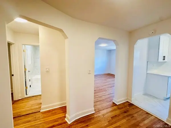 1754 Seminole AVE #2FL, Bronx, NY 10461