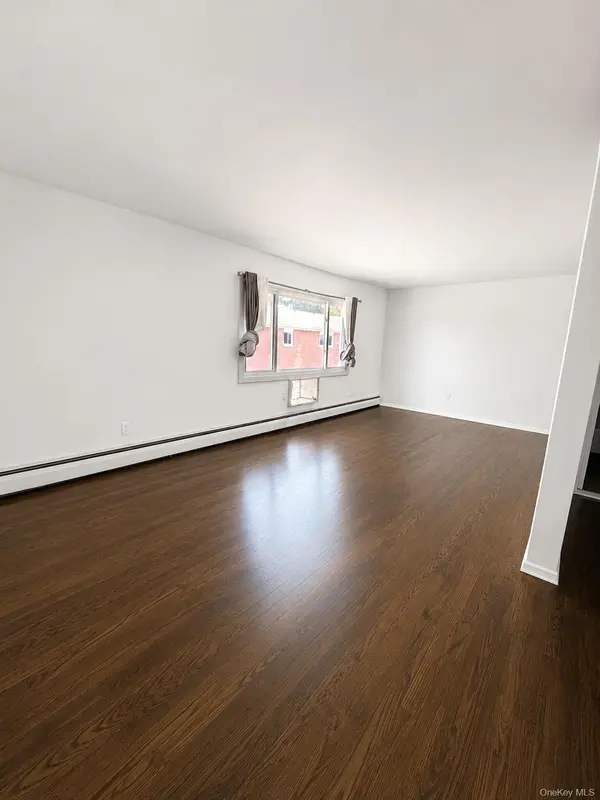 633 Wellwood AVE #A3, Lindenhurst, NY 11757