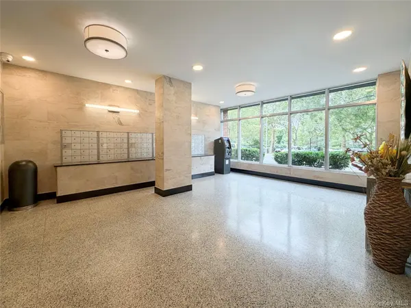 880 Boynton AVE #9L, Bronx, NY 10473