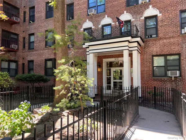 88-10 34 AVE #6A, Jackson Heights, NY 11372