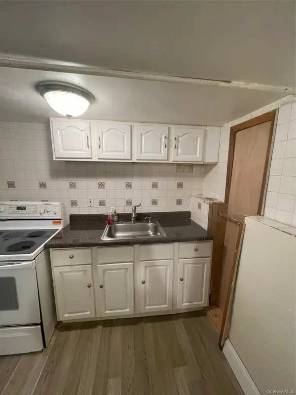 1011 Hemlock ST, Brooklyn, NY 11208