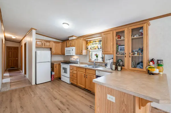 26 East AVE, Washingtonville, NY 10992