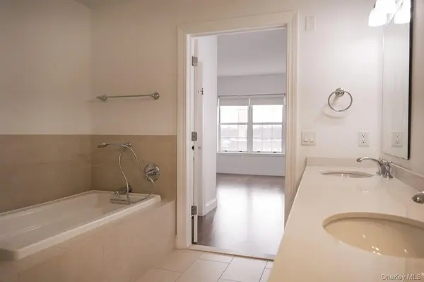 10 Byron PL #601, Larchmont, NY 10538