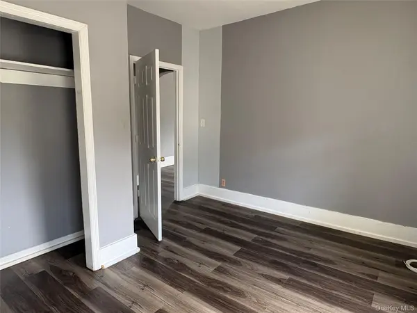 2 Park PL #1, Poughkeepsie, NY 12601