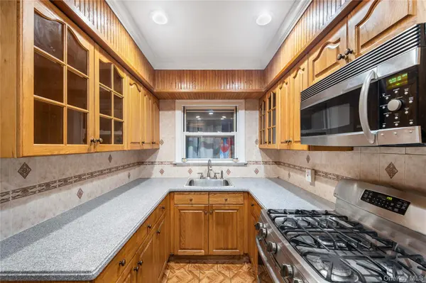 4225 Wilder AVE, Bronx, NY 10466
