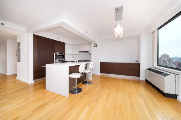 39-16 Prince ST #PHB, Flushing, NY 11354