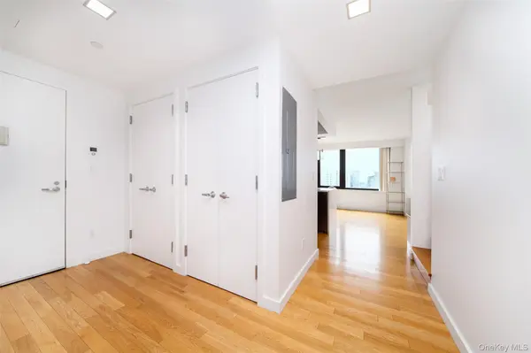 39-16 Prince ST #PHB, Flushing, NY 11354