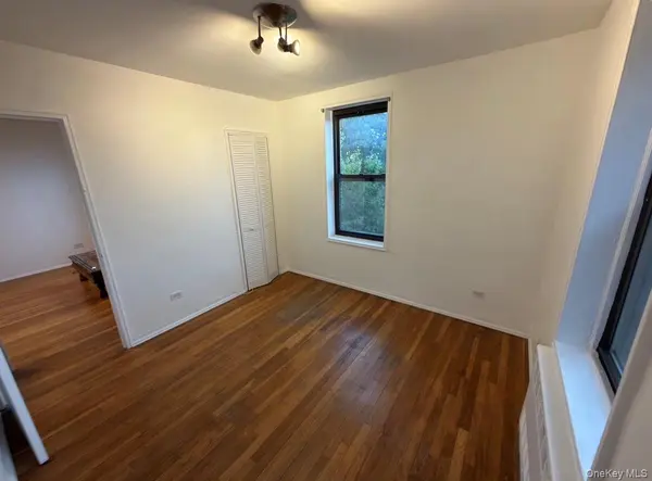 89-20 55th AVE #6D, Sunnyside, NY 11373