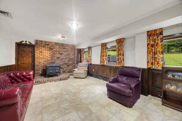 1007 Haverstraw RD, Suffern, NY 10901