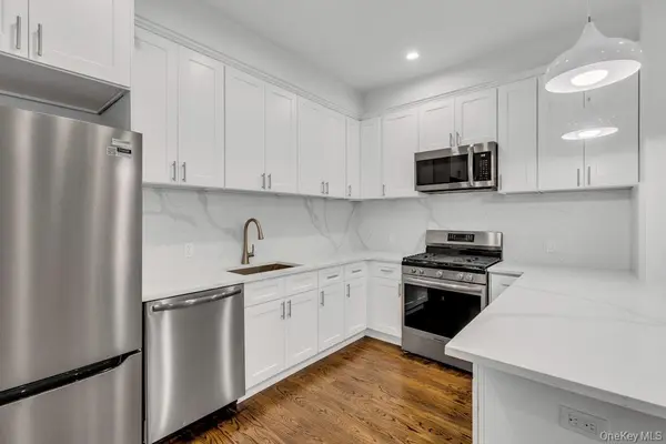 1431 Old Northern BLVD #2, Roslyn, NY 11576