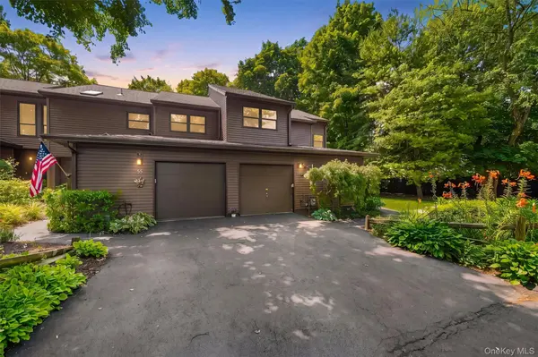 56 Pond View CT, Ossining, NY 10562