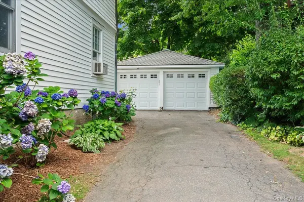 126 Greenridge AVE, White Plains, NY 10605