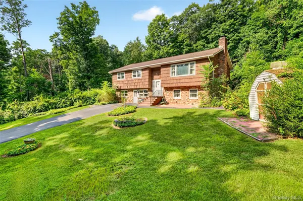 237 Old Church RD, Putnam Valley, NY 10579