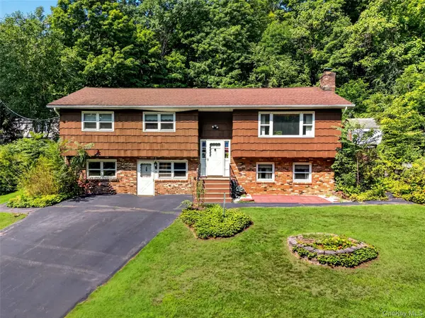 237 Old Church RD, Putnam Valley, NY 10579