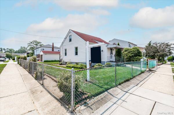1267 Nelson ST, Elmont, NY 11003