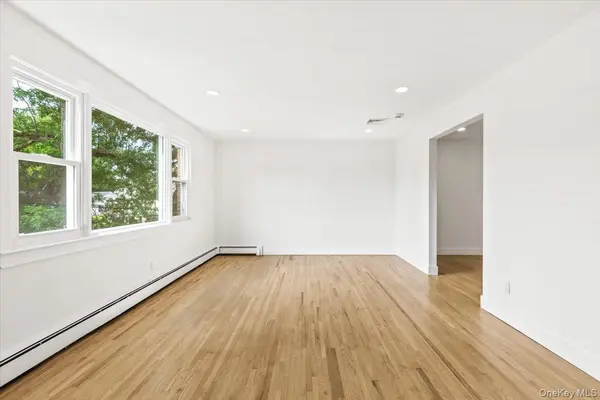 106 Bronxville RD, Bronxville, NY 10708