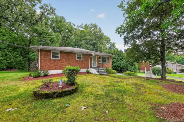 9 Archery RD, Newburgh, NY 12550