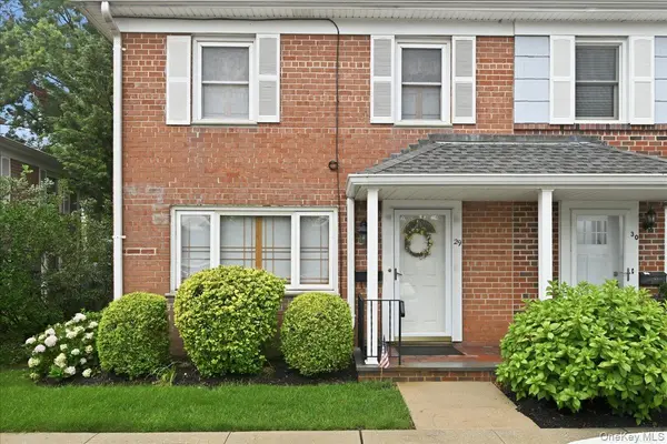 1810 Front ST #29, East Meadow, NY 11554