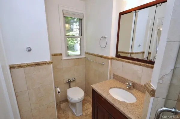 11 Sentry PL #1D, Scarsdale, NY 10583