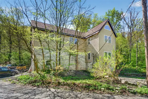 12 Summit TRL, Blooming Grove, NY 10950