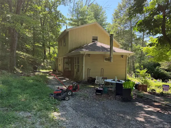 34 Upper Hillman RD, Warwick, NY 10990