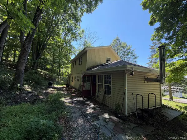 34 Upper Hillman RD, Warwick, NY 10990