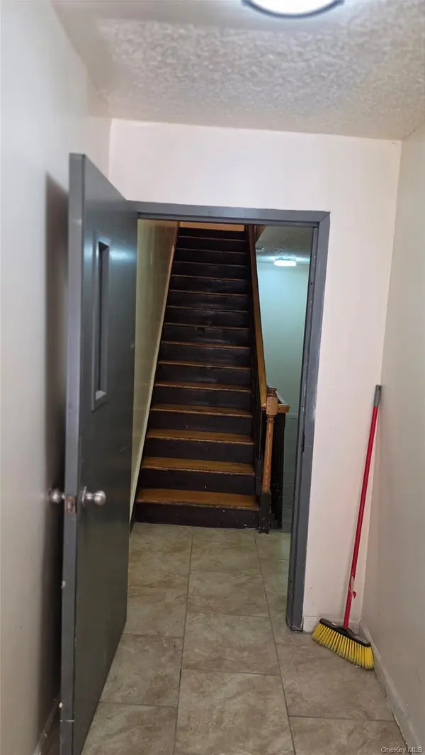 1388 Bristow ST, Bronx, NY 10459