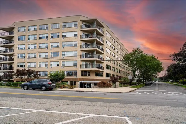 12 Old Mamaroneck RD #2E, White Plains, NY 10605