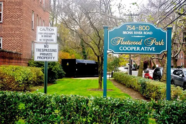 754 Bronx River RD #B65, Bronxville, NY 10708