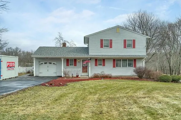 42 Everett RD, Campbell Hall, NY 10916