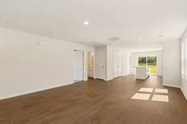 170 Cloverfield LN, Spartanburg, SC 29303