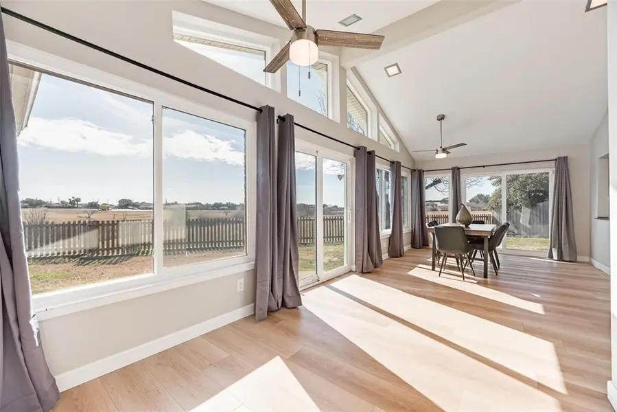 1954 Rambling Ridge Lane, Carrollton, TX 75007