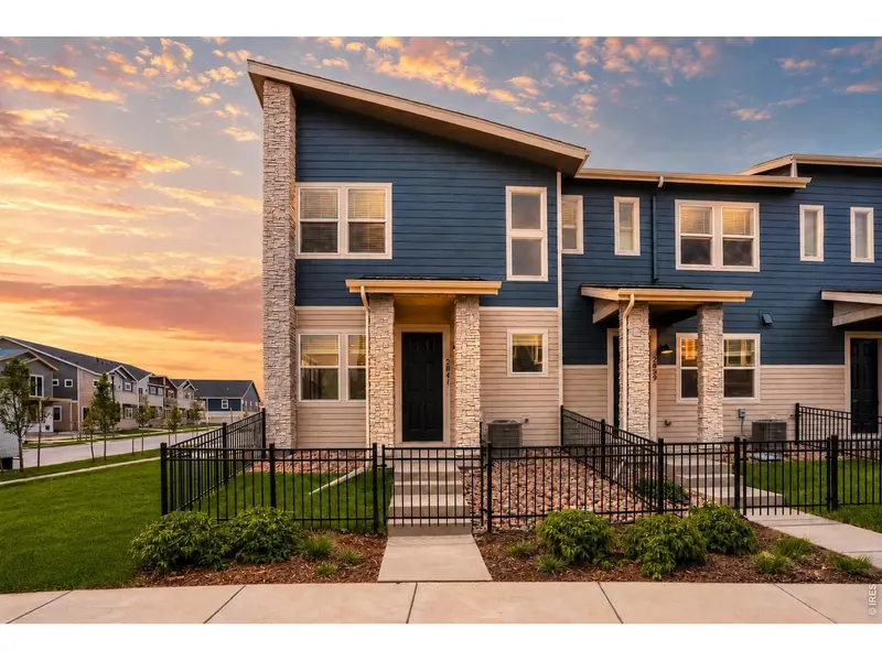 2841 Bear Springs, Longmont, CO 80503