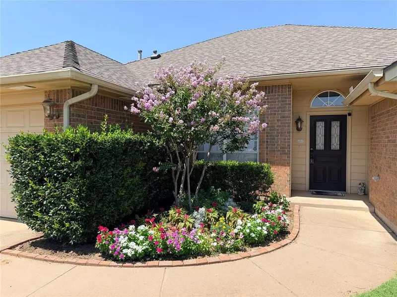 3617 Crail DR, Norman, OK 73072