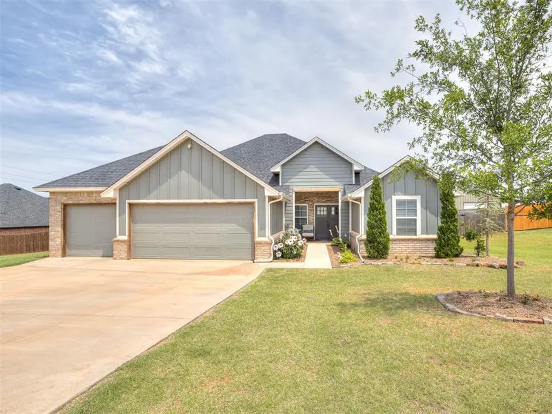 1300 Maverick PASS, Piedmont, OK 73078
