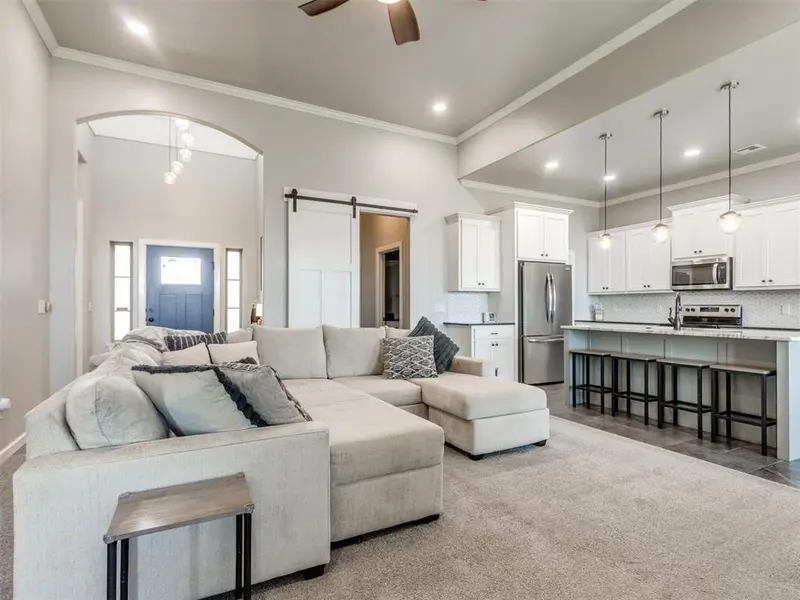 9332 SW 44th TER, Oklahoma City, OK 73179