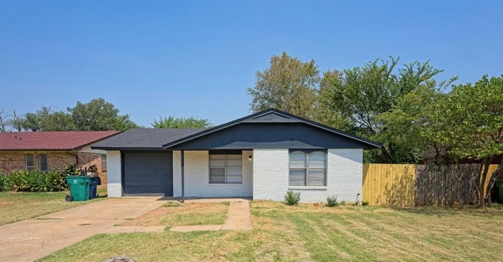 4829 Creekwood DR, Oklahoma City, OK 73135