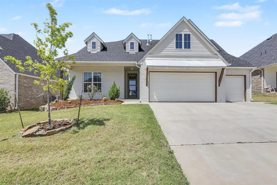 4209 Emery DR, Edmond, OK 73034