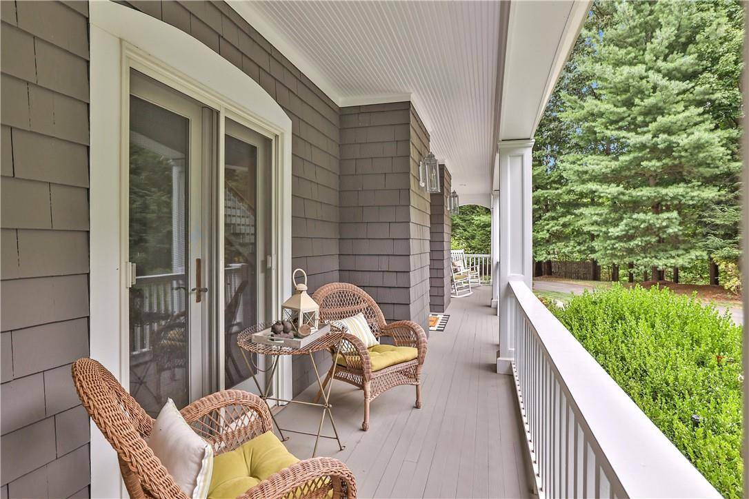 105 Hardscrabble Lake DR, Chappaqua, NY 10514