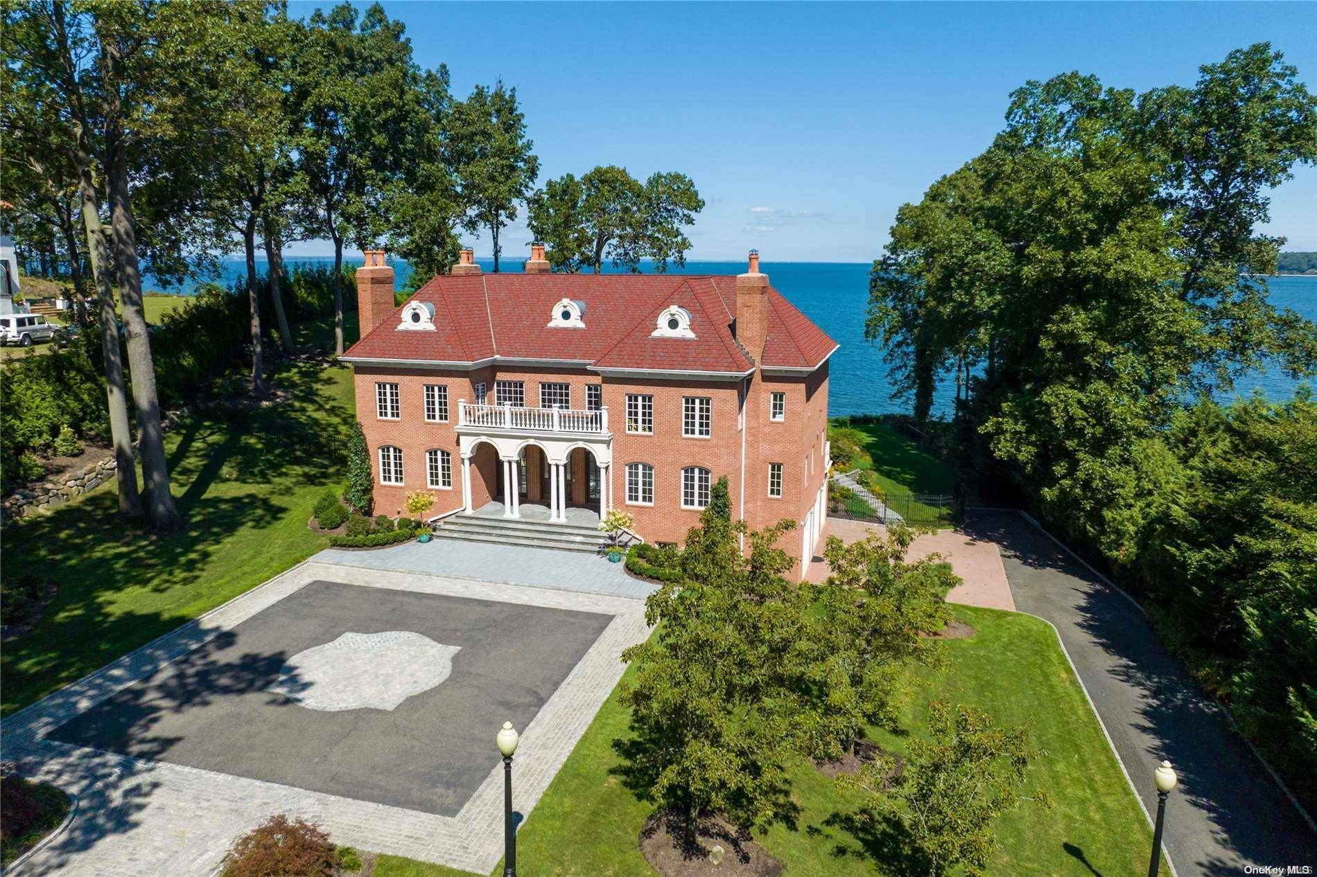 27 Sea Crest DR, Lloyd Harbor, NY 11743