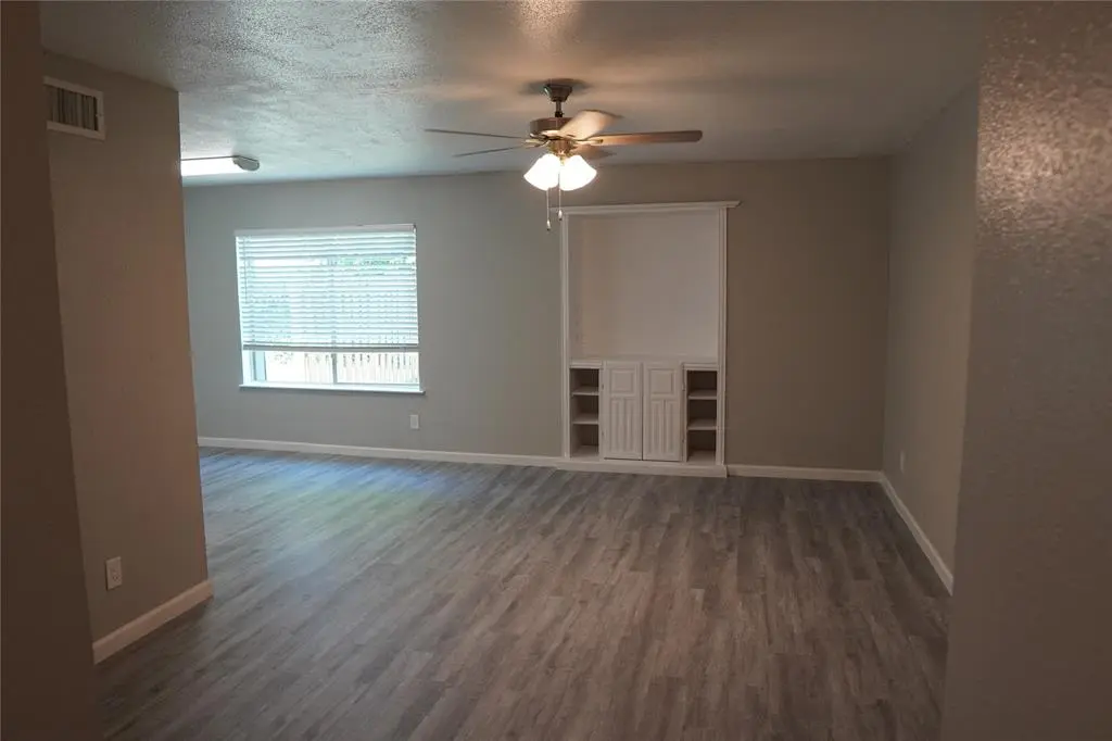 6754 Trail Lake Drive #B, Fort Worth, TX 76133