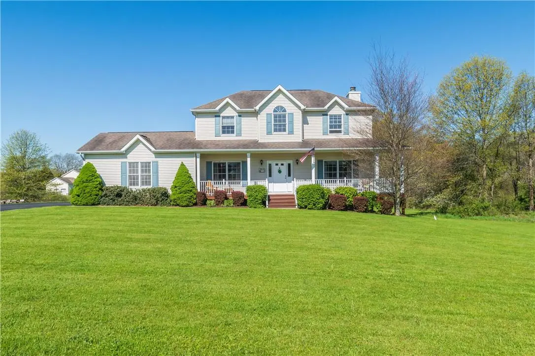 14 Lincolndale RD, Campbell Hall, NY 10916
